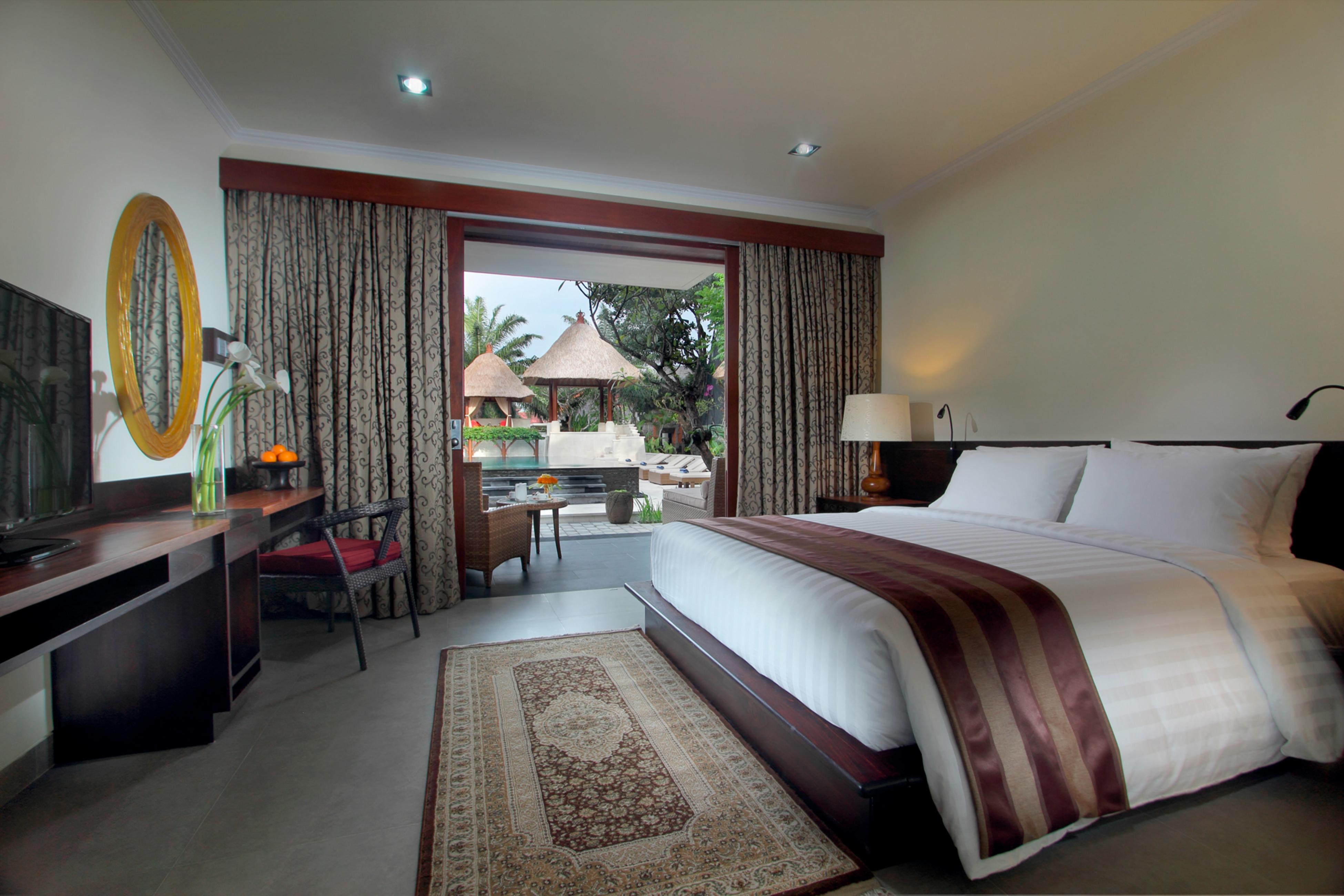 Griya Santrian A Beach Resort And Spa Санур Екстер'єр фото