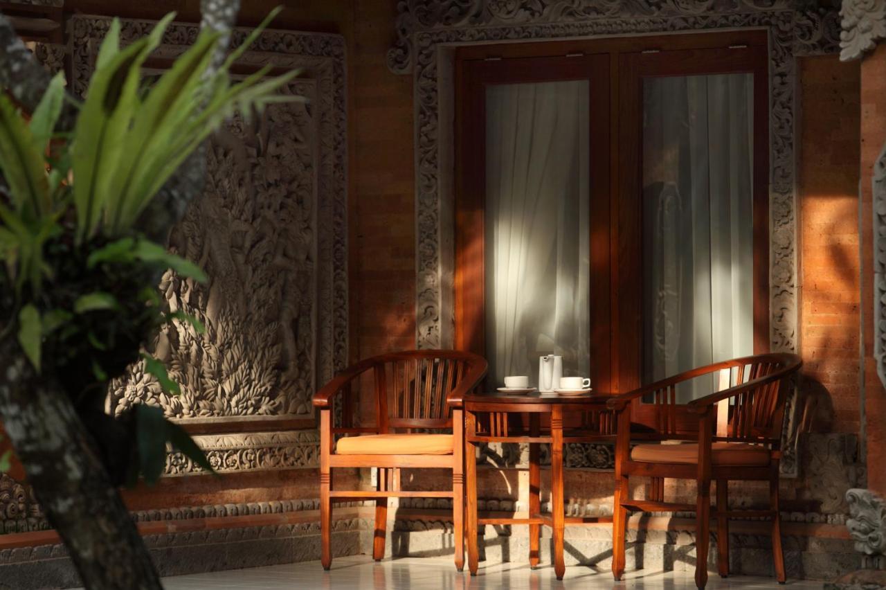 Griya Santrian A Beach Resort And Spa Санур Екстер'єр фото