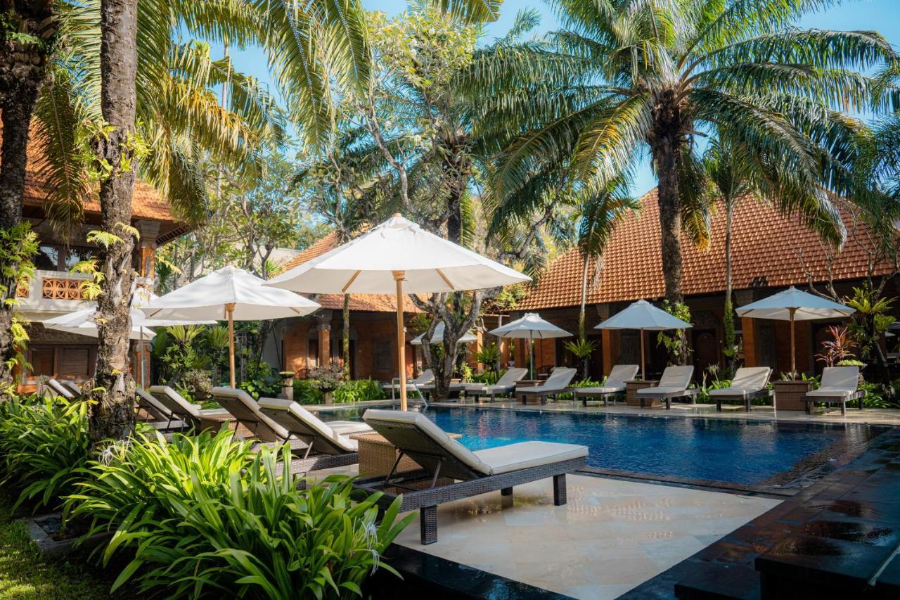 Griya Santrian A Beach Resort And Spa Санур Екстер'єр фото