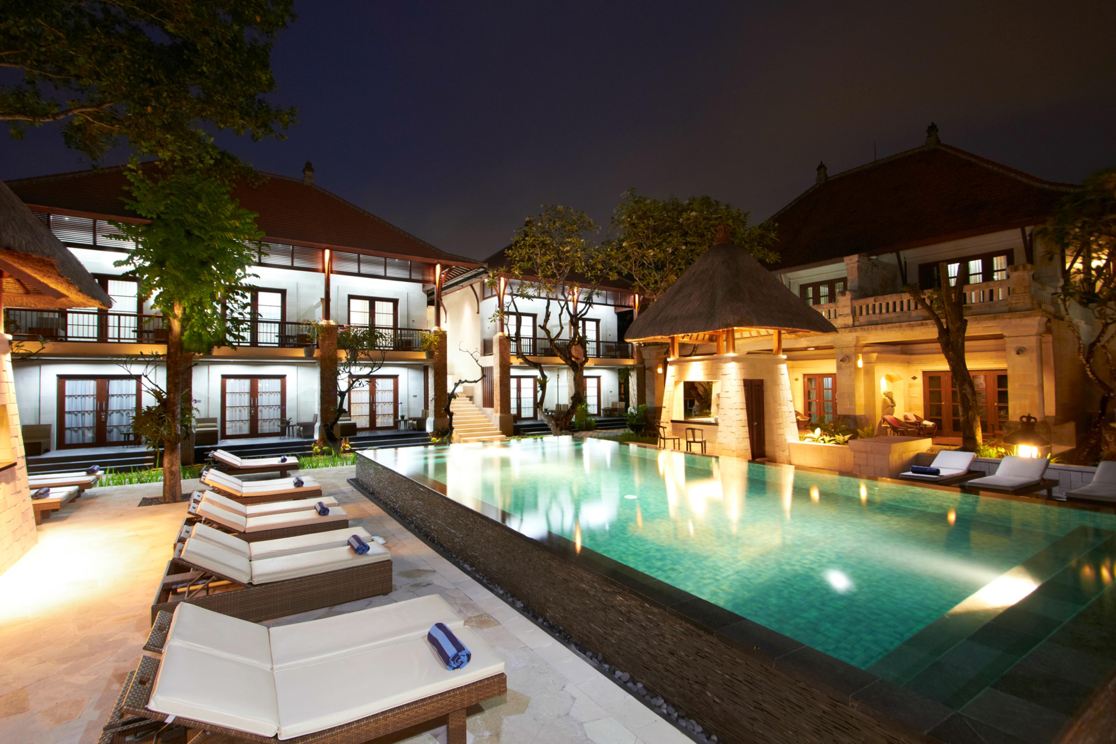 Griya Santrian A Beach Resort And Spa Санур Екстер'єр фото