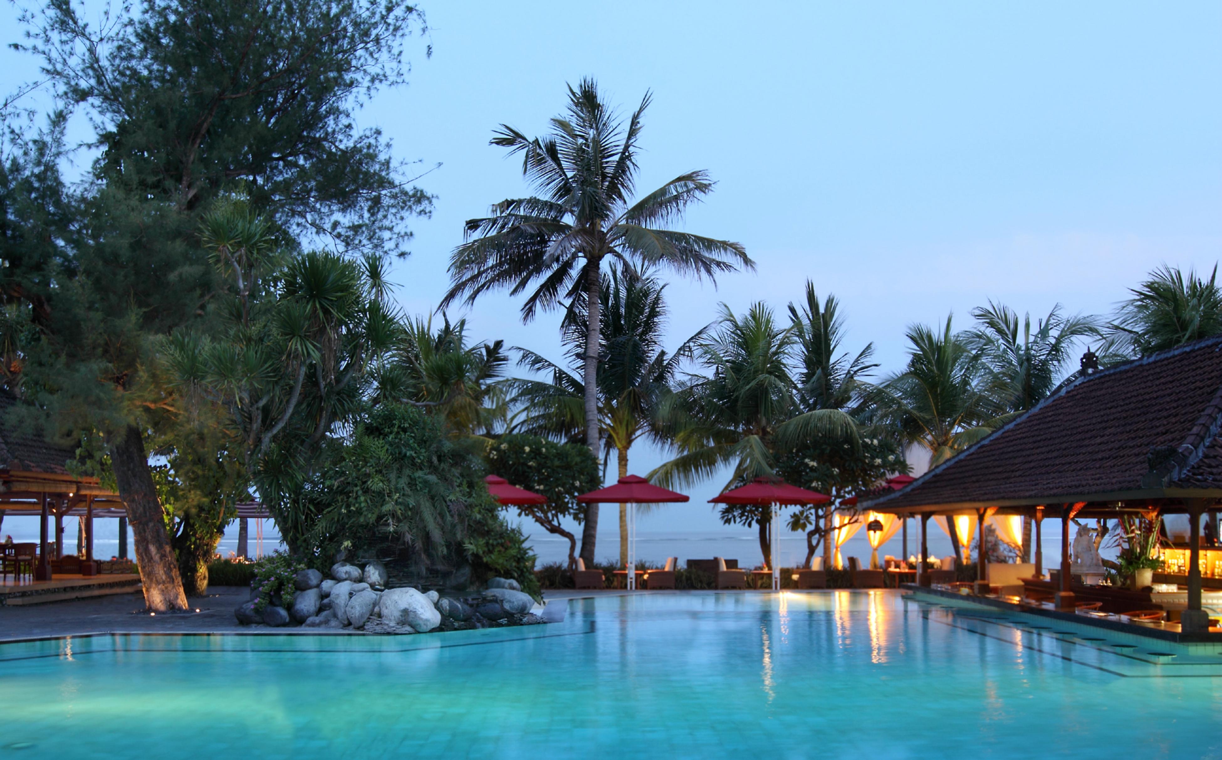 Griya Santrian A Beach Resort And Spa Санур Екстер'єр фото