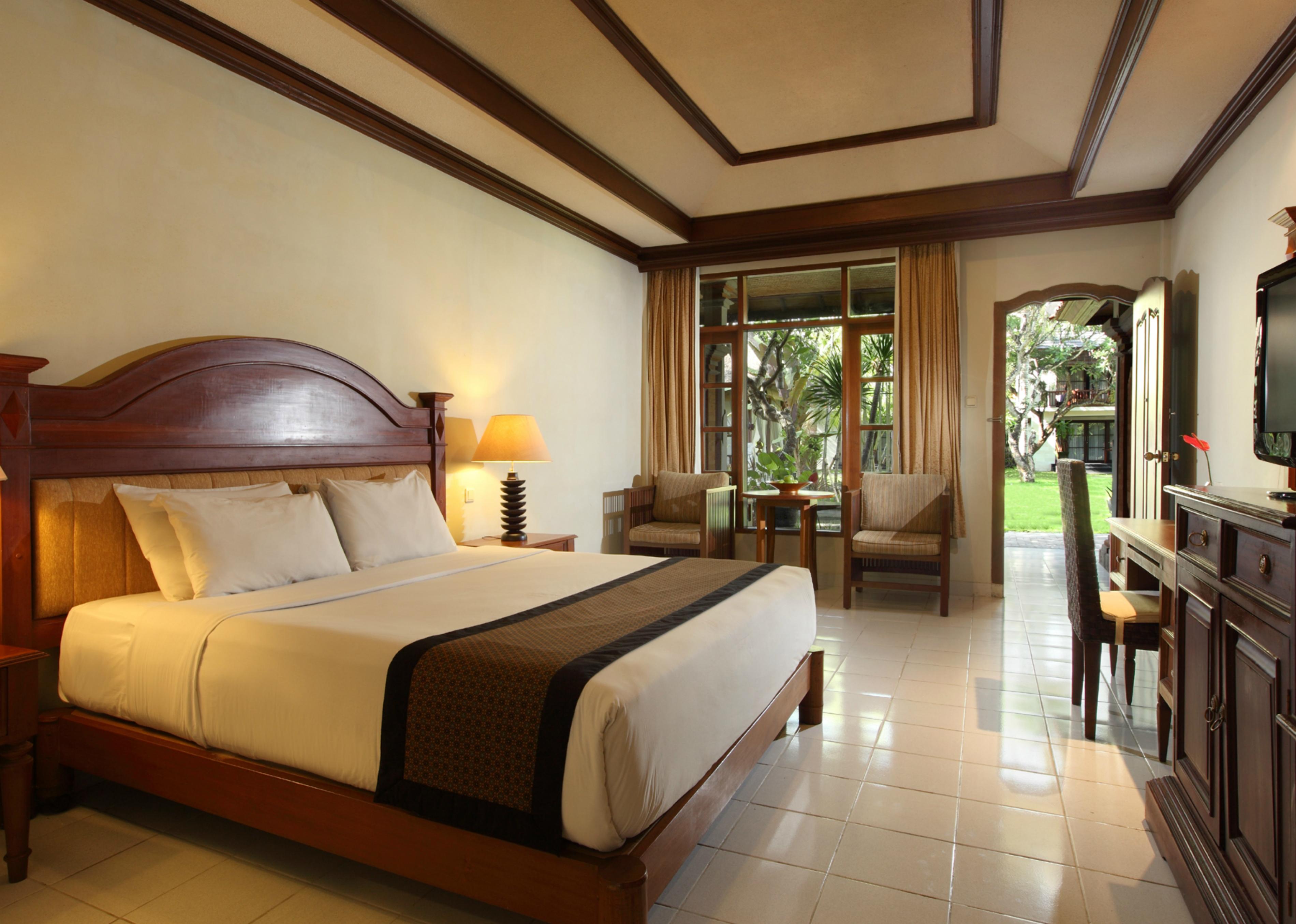 Griya Santrian A Beach Resort And Spa Санур Екстер'єр фото