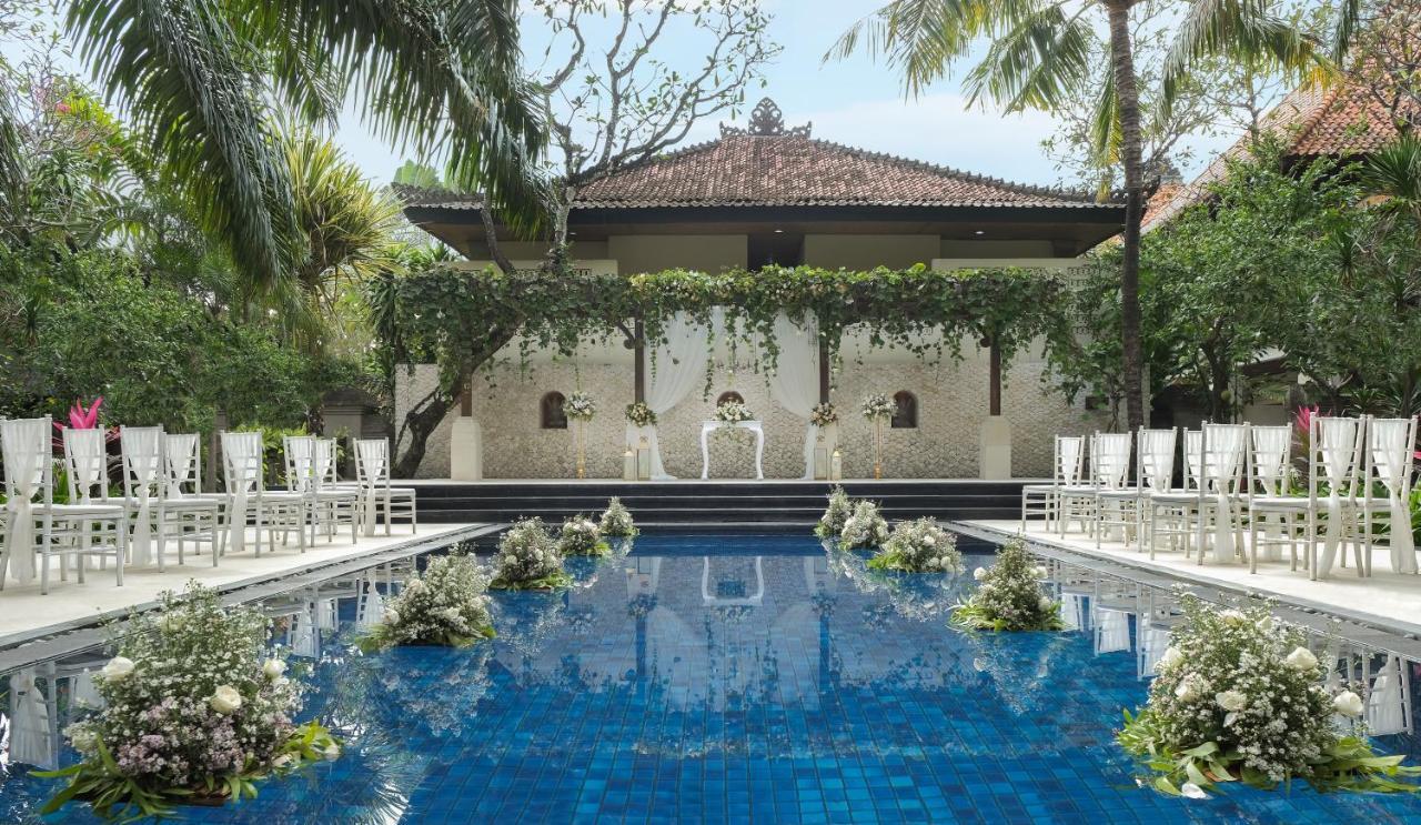 Griya Santrian A Beach Resort And Spa Санур Екстер'єр фото